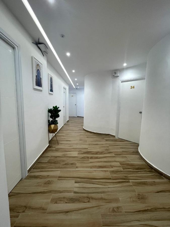 Hostal Mh Borj Martil Exterior foto