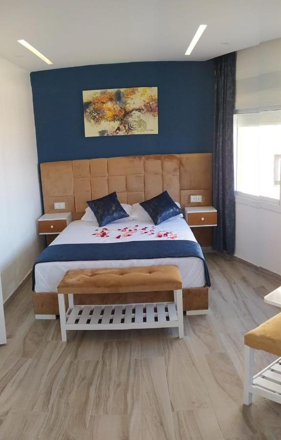 Hostal Mh Borj Martil Exterior foto